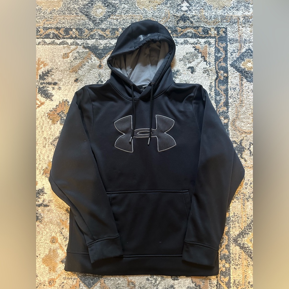 Men’s Under Armour Black Sweatshirt